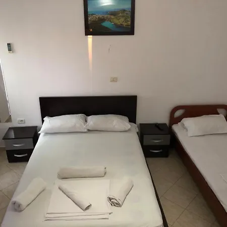 Agim Caca & Studio Guest house