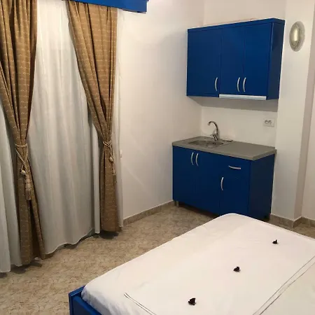 Agim Caca & Studio Affittacamere Ksamil